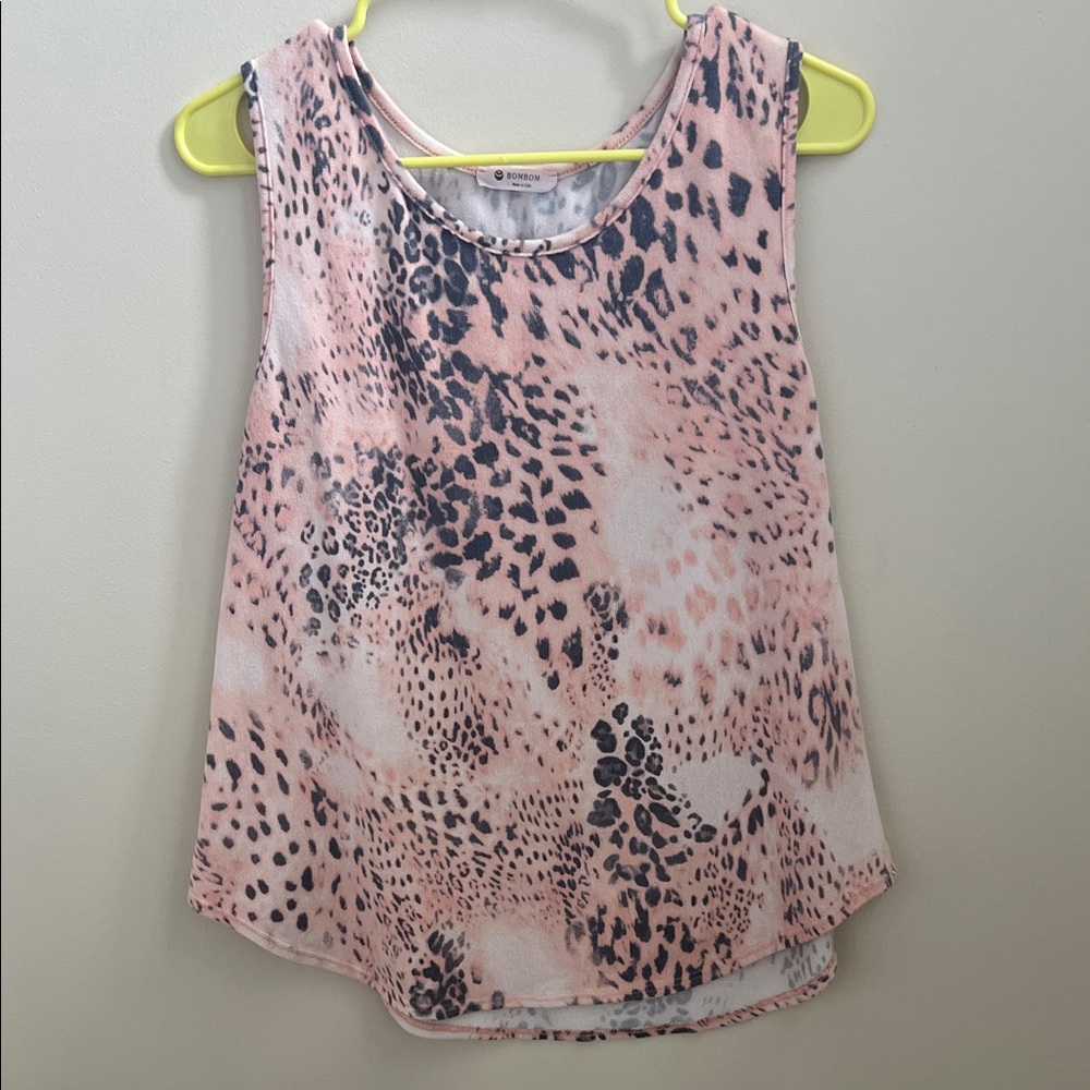 Chic Animal Print Tank Top